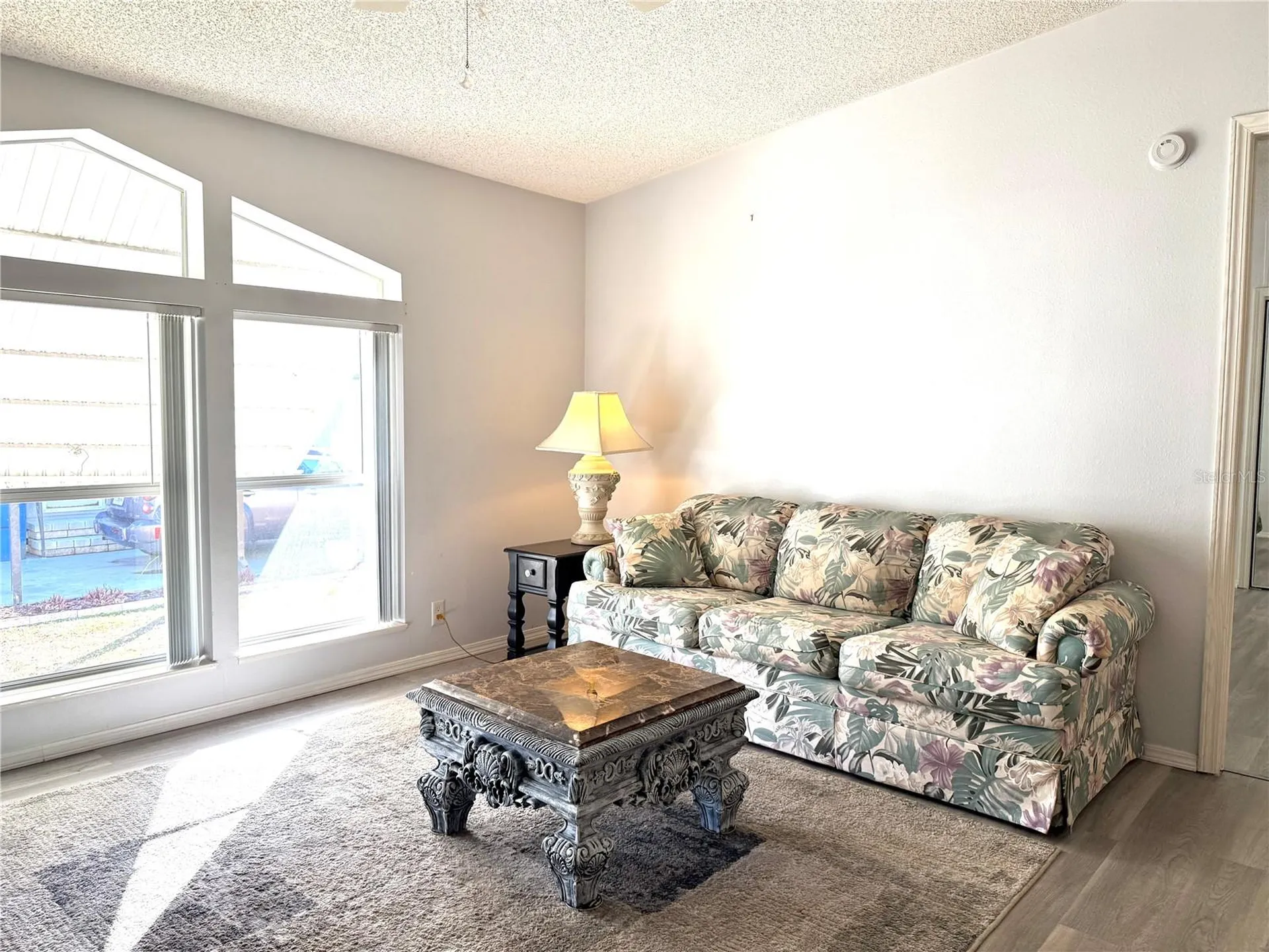 209 N Saint Thomas Circle Apollo Beach FL 33572