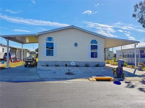 209 N Saint Thomas Circle Apollo Beach FL 33572