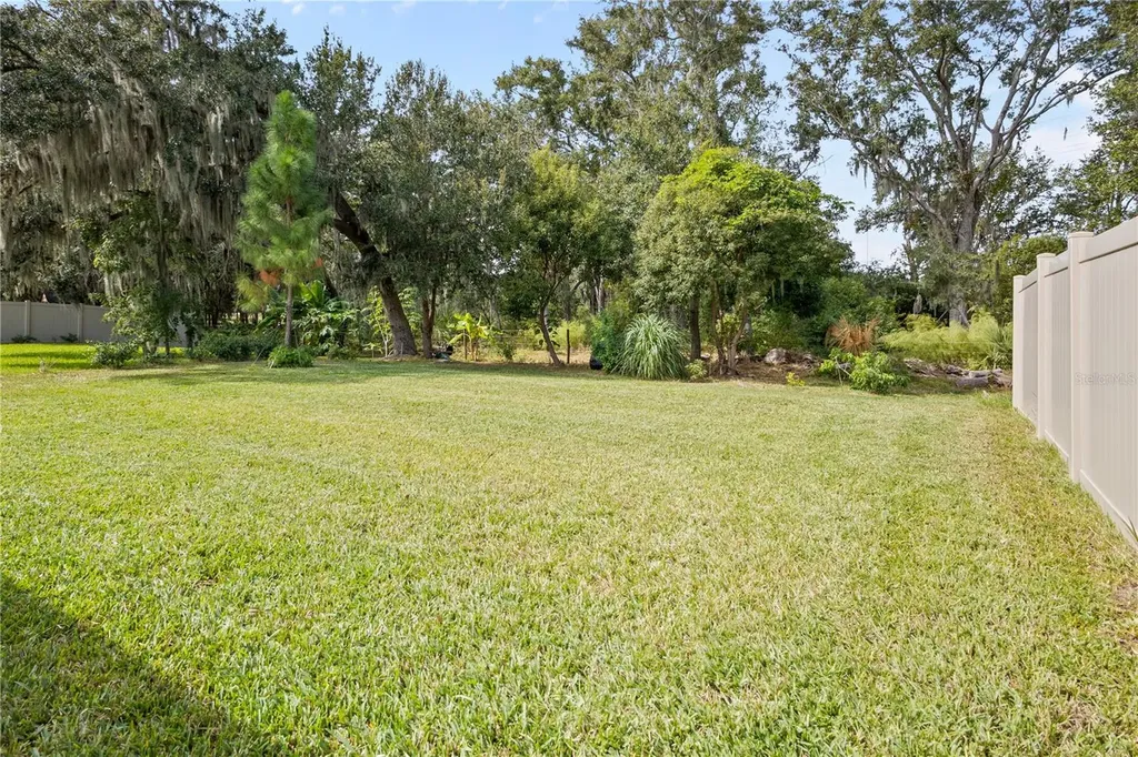 14654 Horse Trot Road Lithia FL 33547