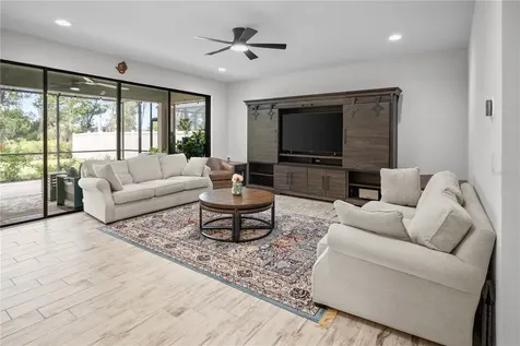 14654 Horse Trot Road Lithia FL 33547