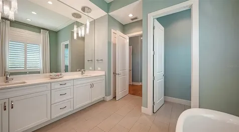 9224 Starry Night Avenue Sarasota FL 34241