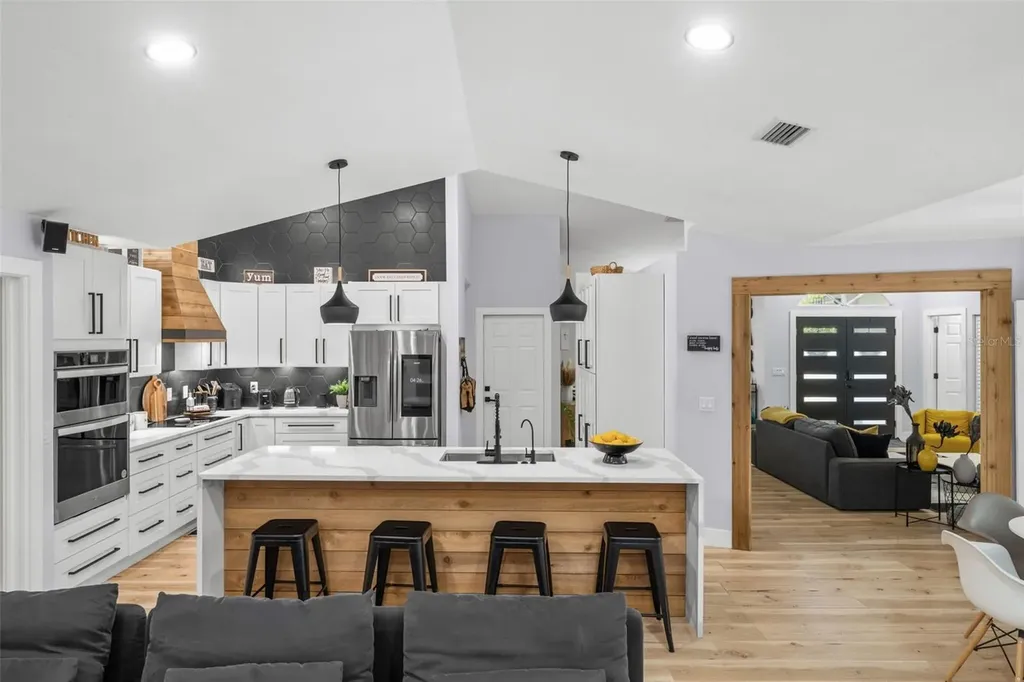 4252 Boswell Place Sarasota FL 34241