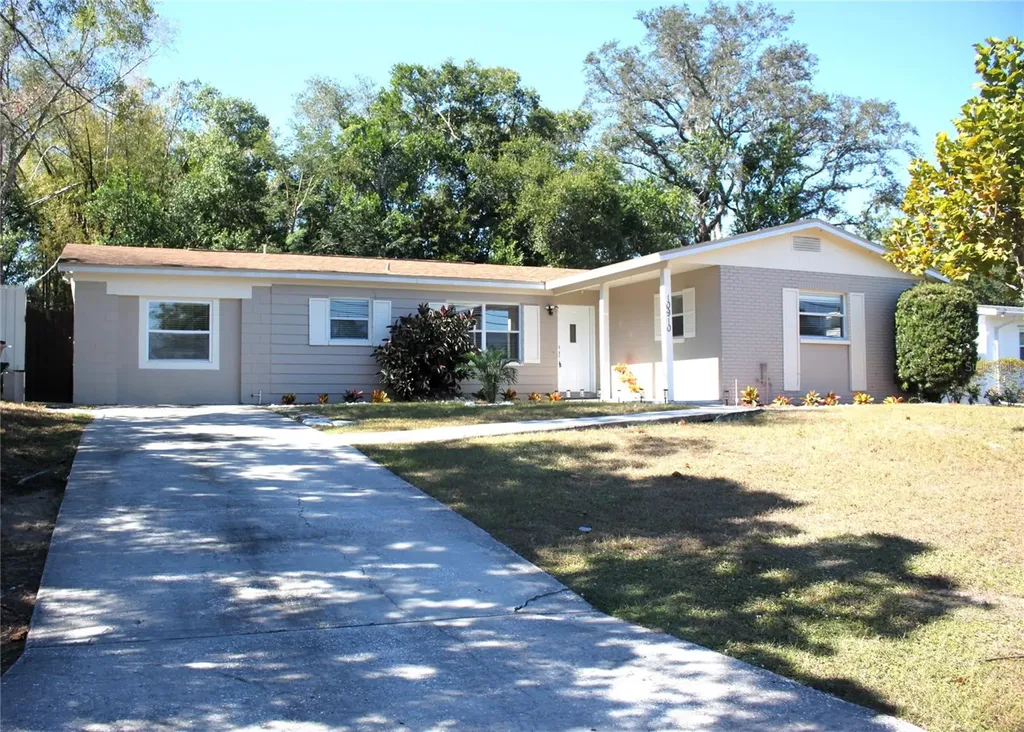 10910 N 61st Street Temple Terrace FL 33617