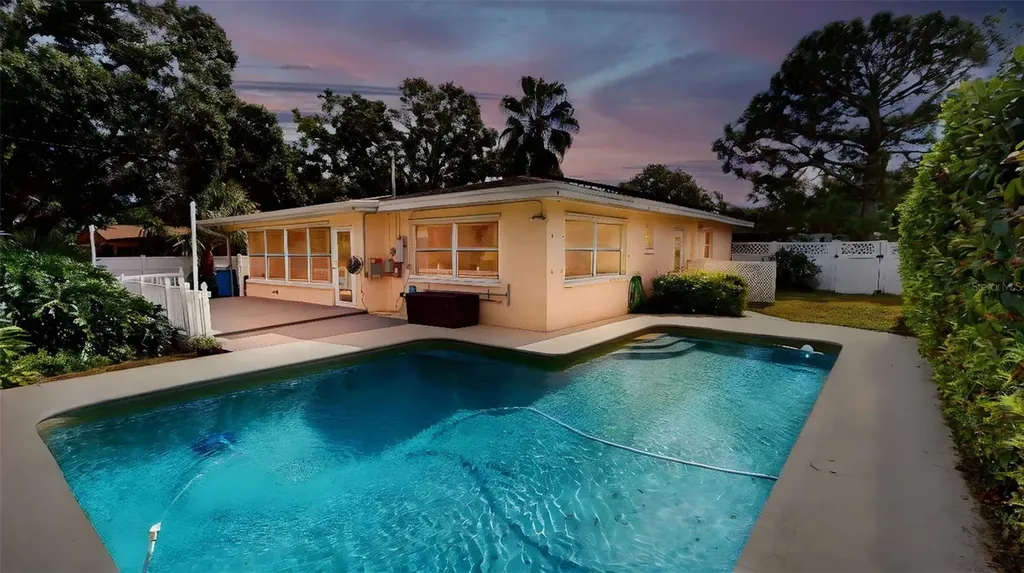 1618 Tuscola Road Clearwater FL 33756