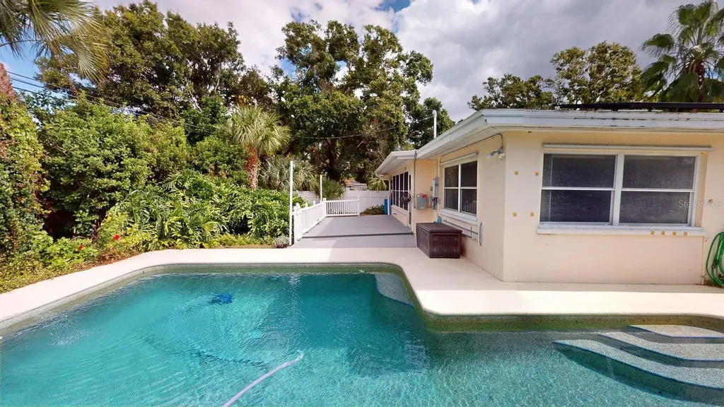 1618 Tuscola Road Clearwater FL 33756