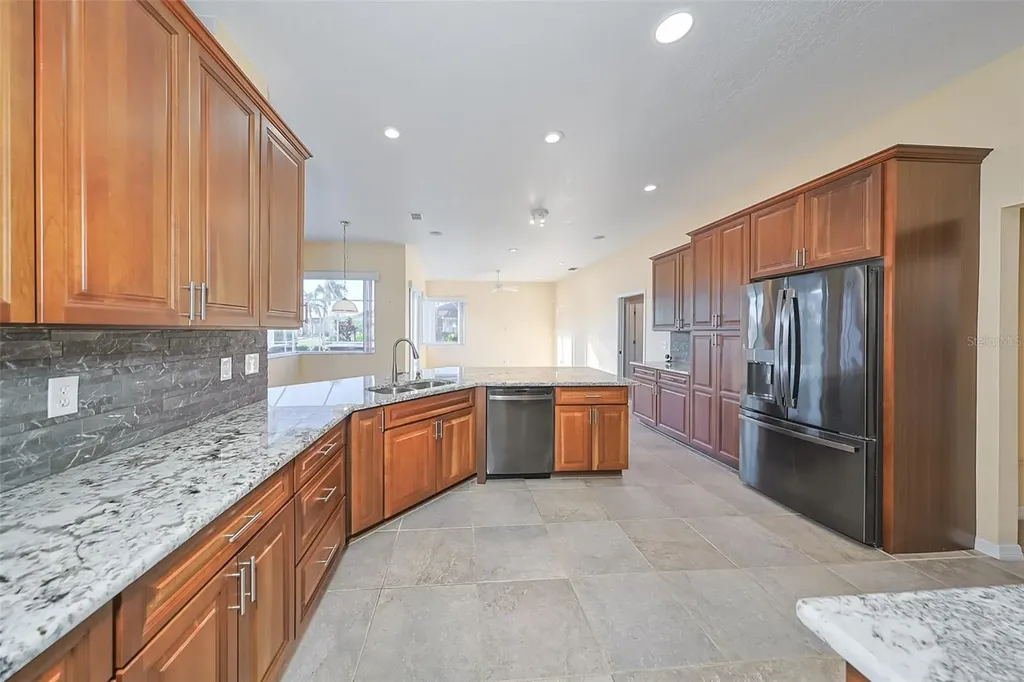 2320 Platinum Drive Sun City Center FL 33573