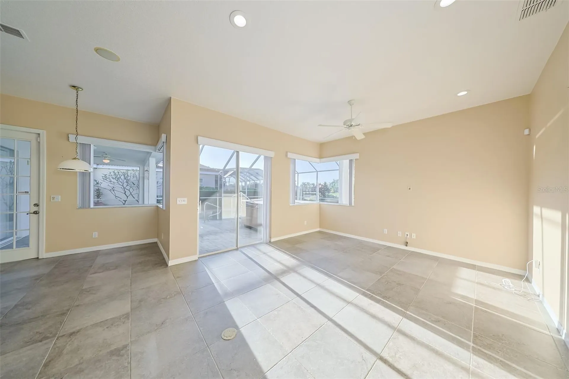 2320 Platinum Drive Sun City Center FL 33573