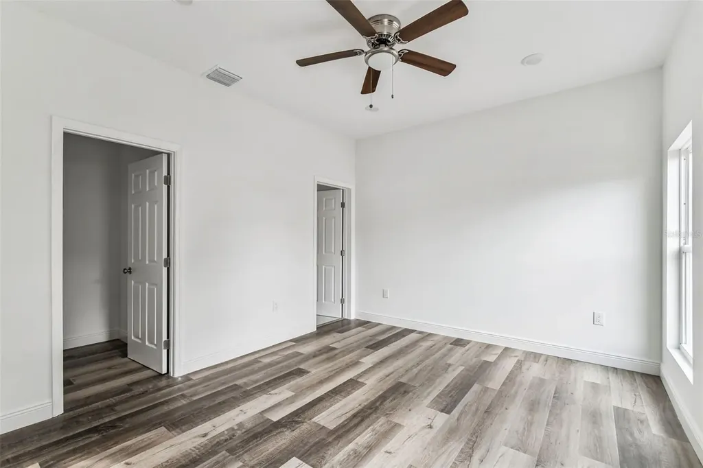2313 E Columbus Drive Tampa FL 33605