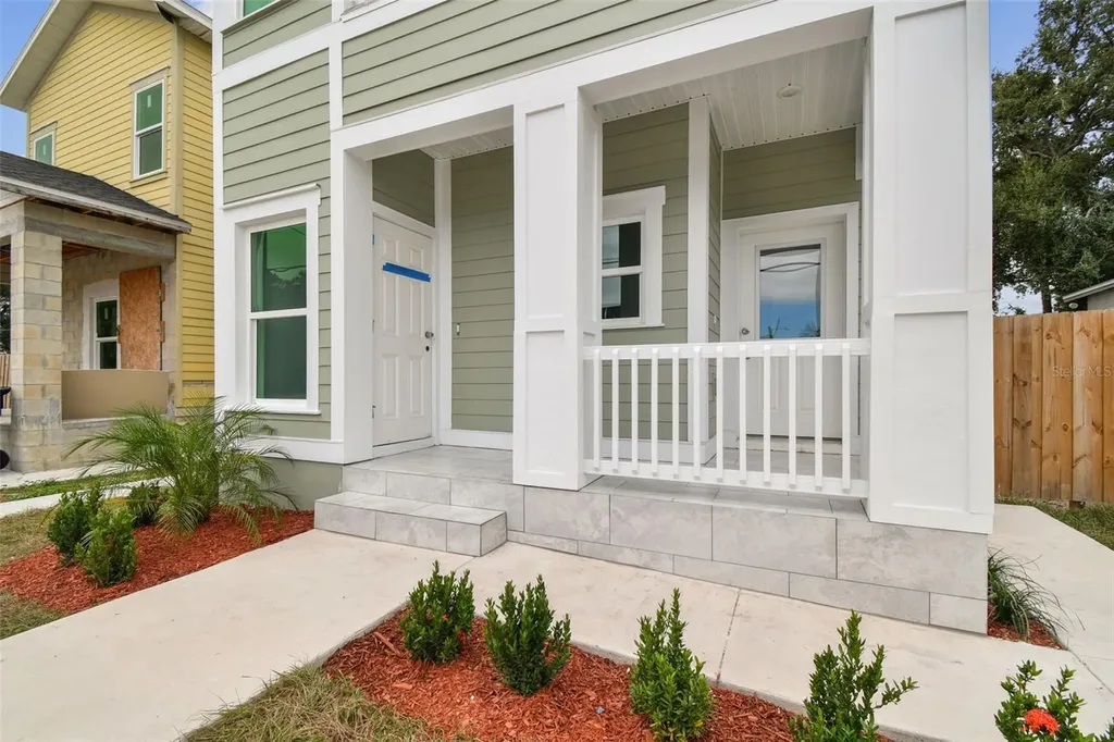 2313 E Columbus Drive Tampa FL 33605