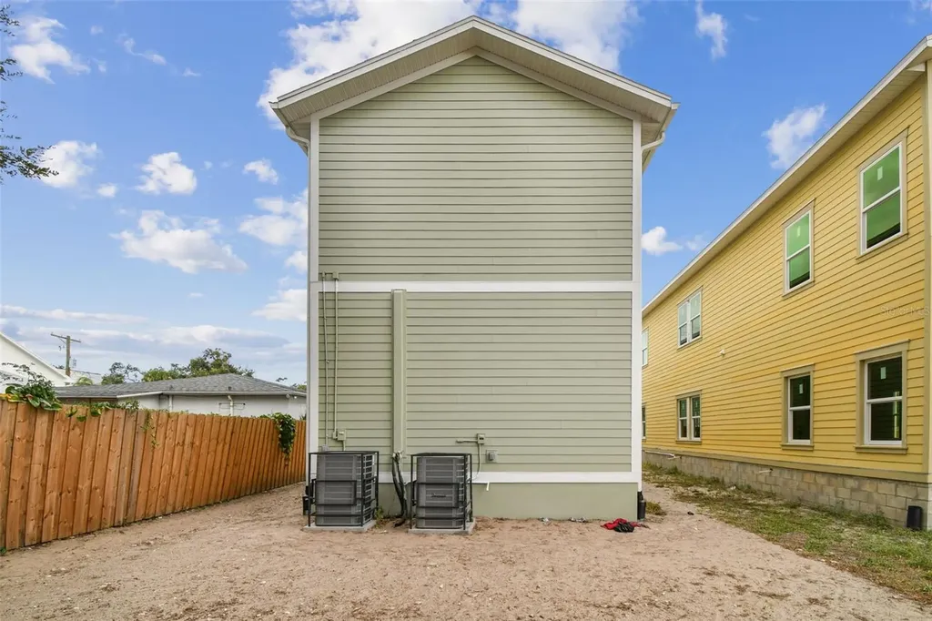 2313 E Columbus Drive Tampa FL 33605
