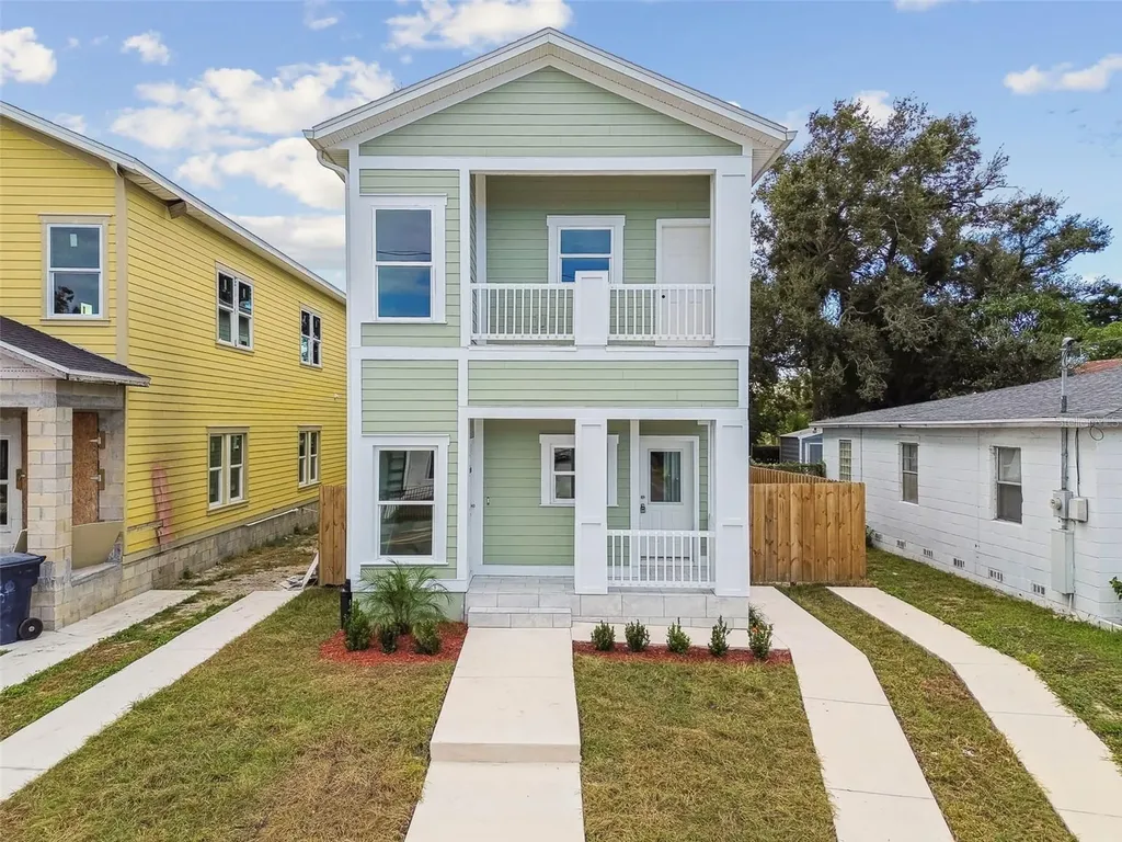 2313 E Columbus Drive Tampa FL 33605