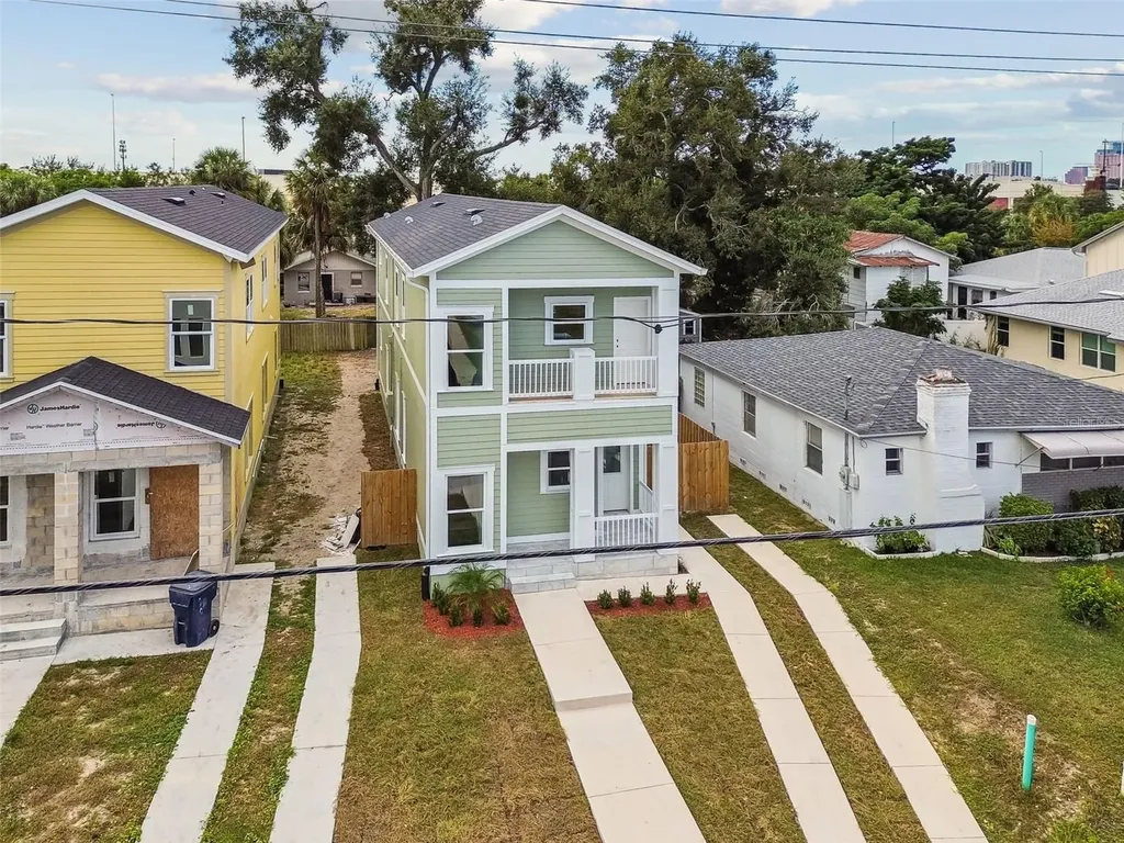 2313 E Columbus Drive Tampa FL 33605