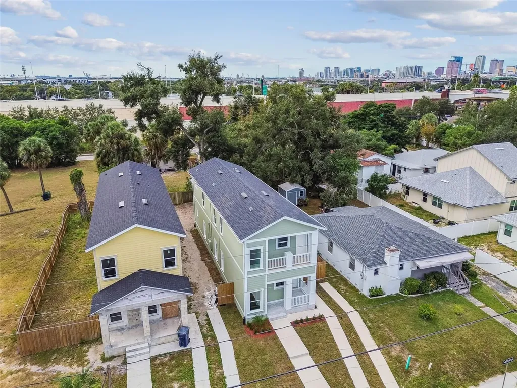 2313 E Columbus Drive Tampa FL 33605