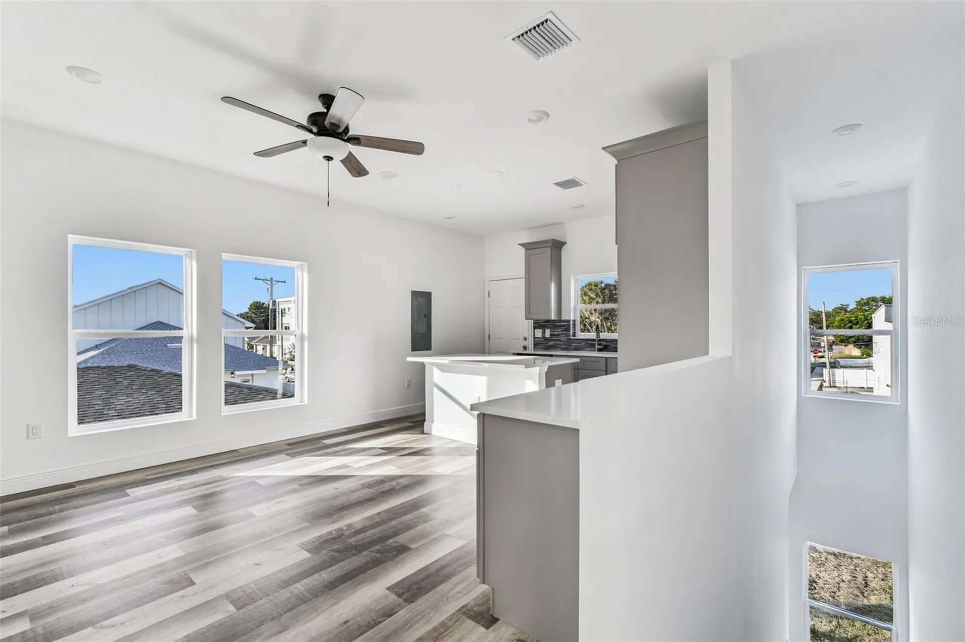 2313 E Columbus Drive Tampa FL 33605