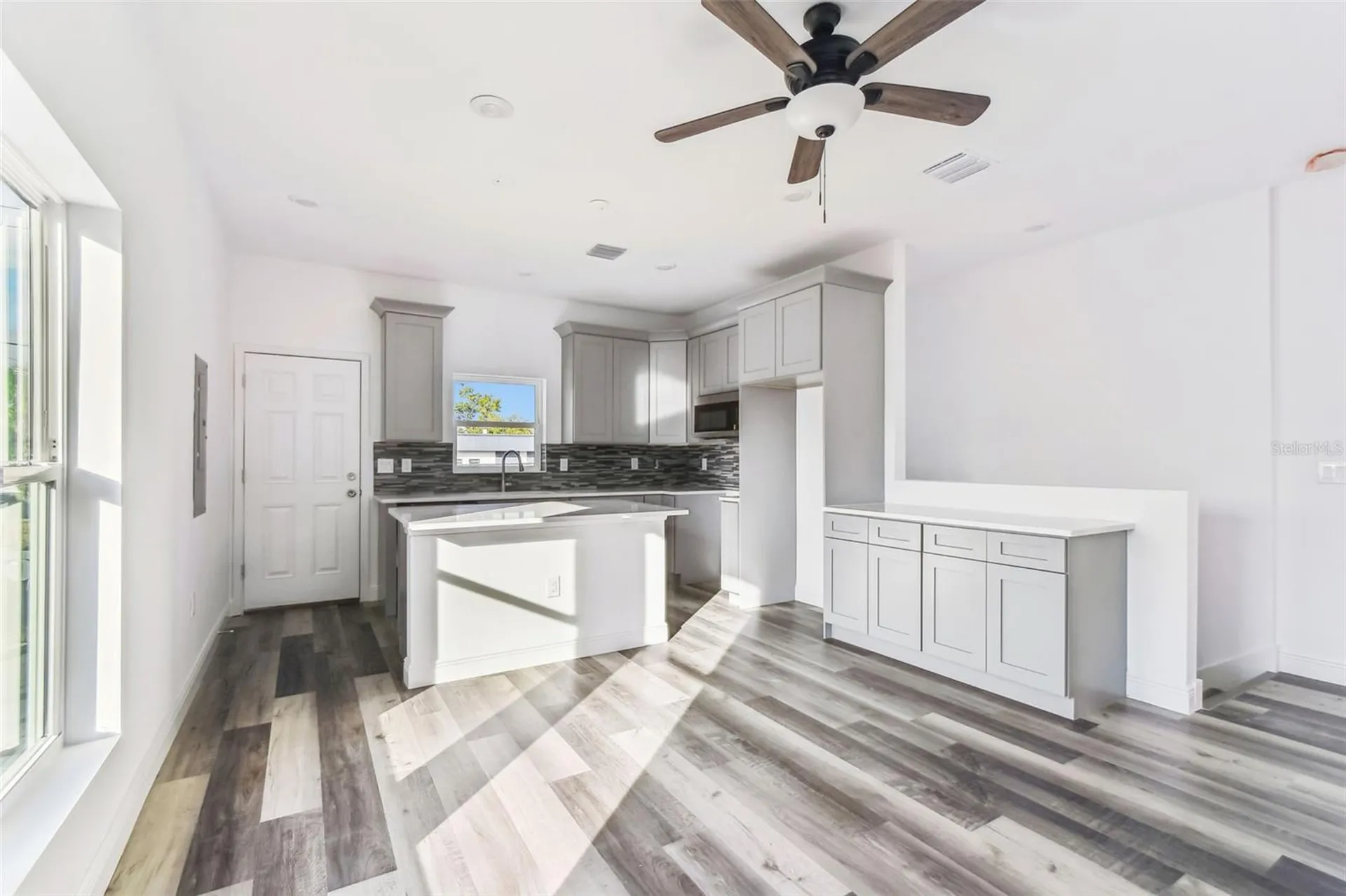 2313 E Columbus Drive Tampa FL 33605