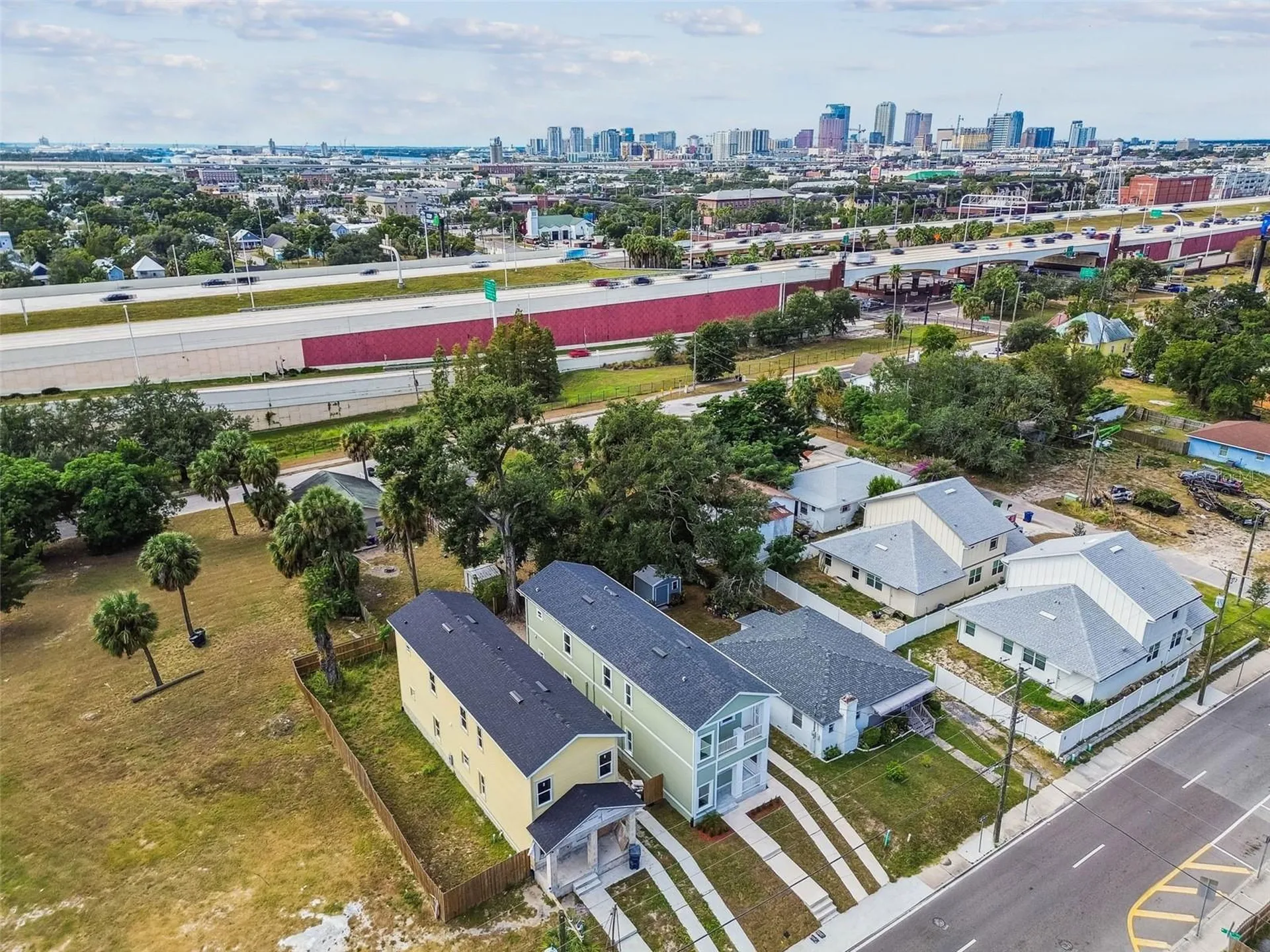 2313 E Columbus Drive Tampa FL 33605
