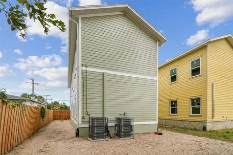 2313 E Columbus Drive Tampa FL 33605