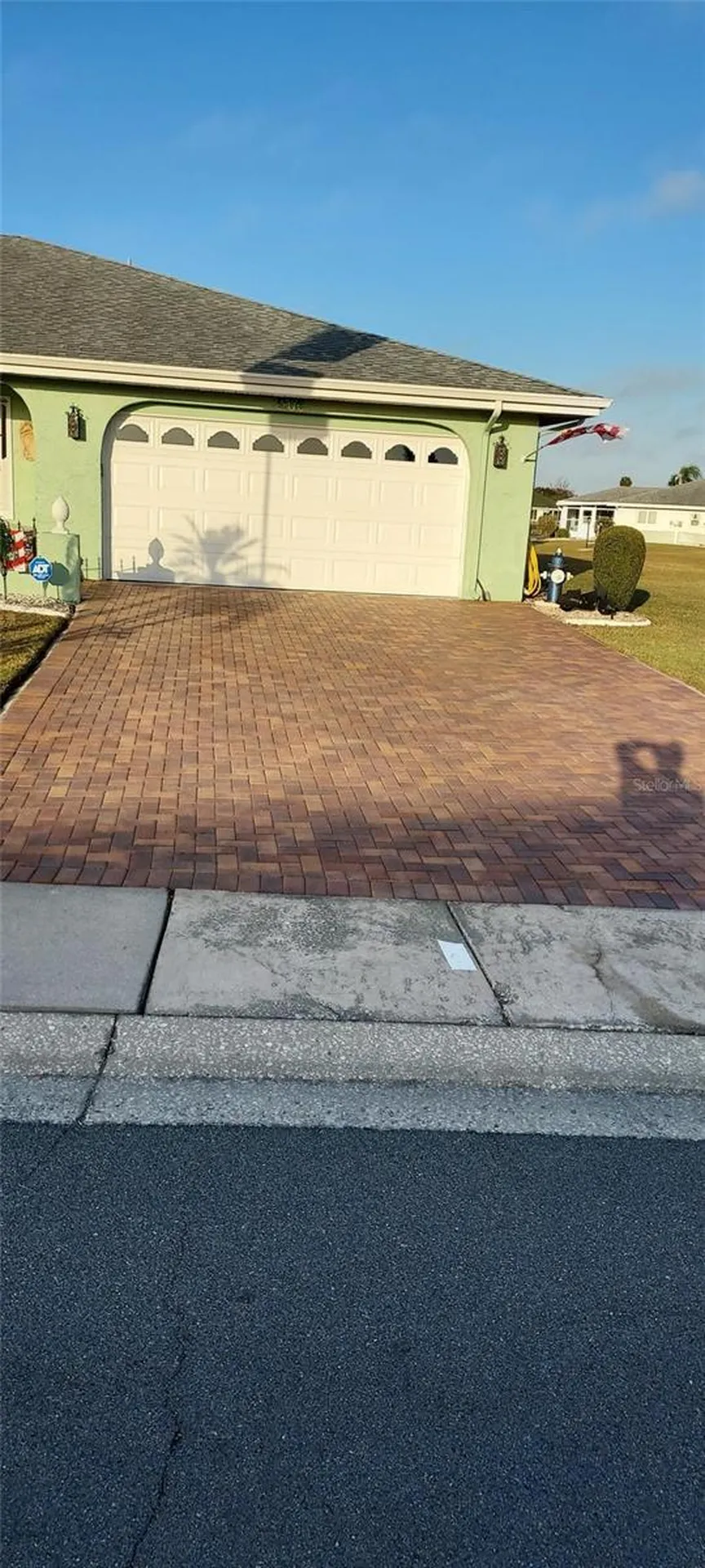 906 Bluewater Drive Sun City Center FL 33573