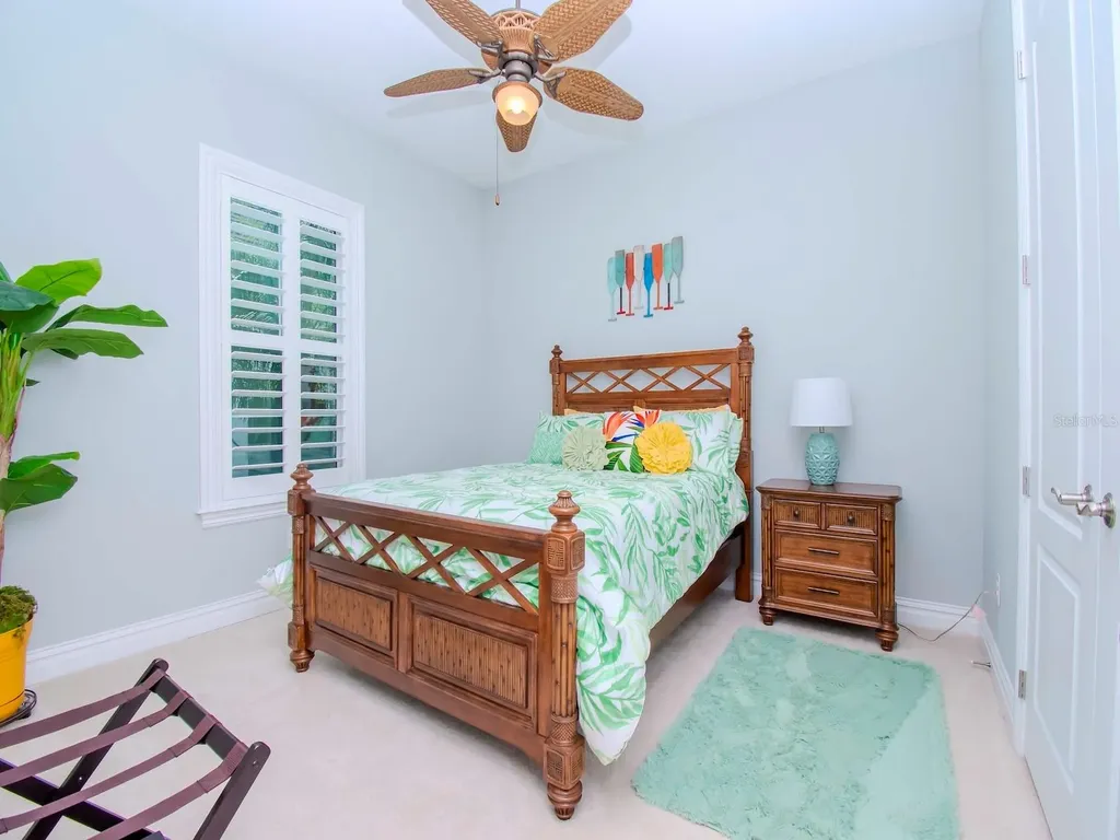 717 Manns Harbor Drive Apollo Beach FL 33572