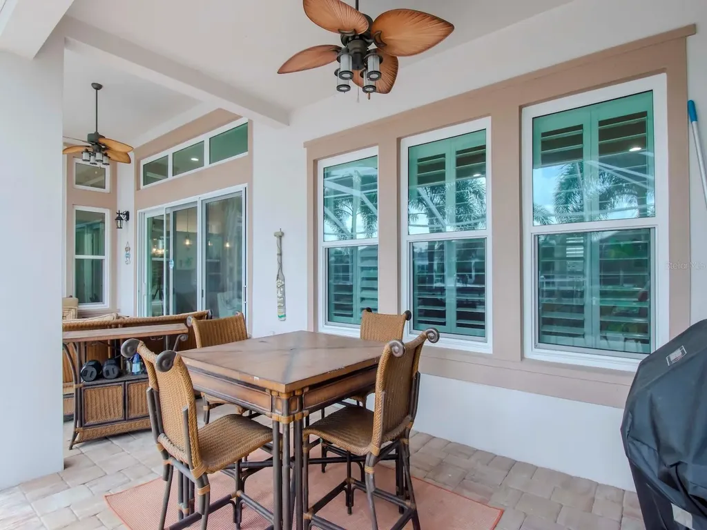 717 Manns Harbor Drive Apollo Beach FL 33572