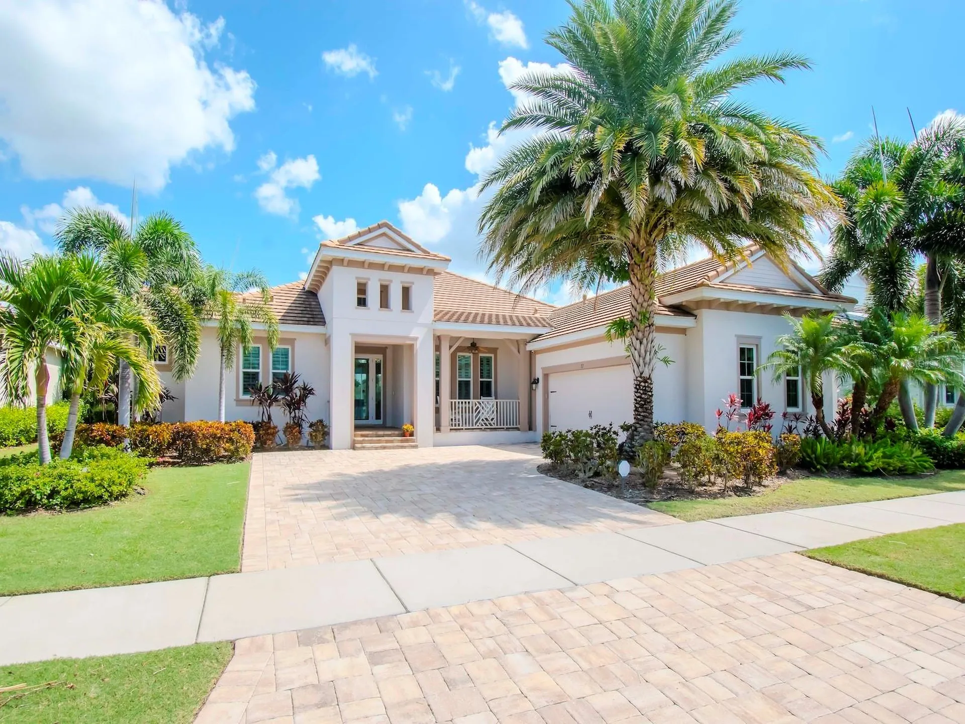 717 Manns Harbor Drive Apollo Beach FL 33572