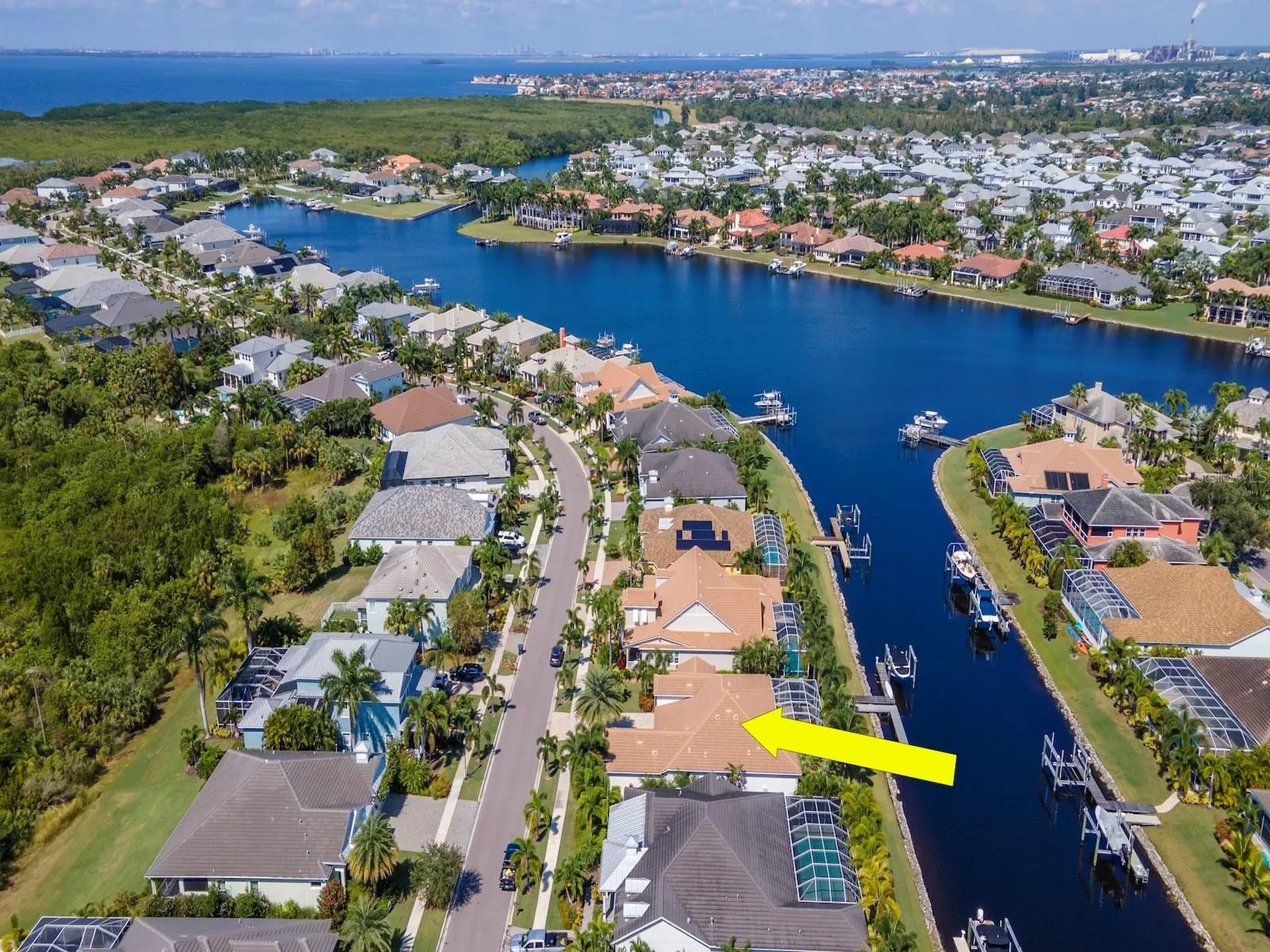 717 Manns Harbor Drive Apollo Beach FL 33572
