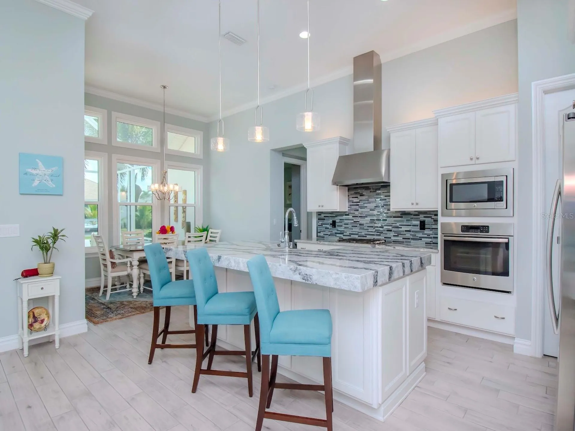 717 Manns Harbor Drive Apollo Beach FL 33572