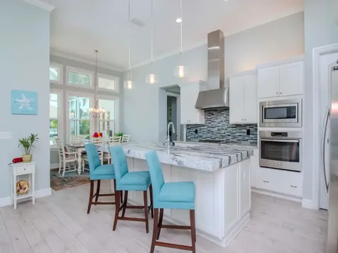 717 Manns Harbor Drive Apollo Beach FL 33572