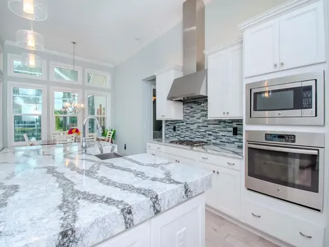 717 Manns Harbor Drive Apollo Beach FL 33572