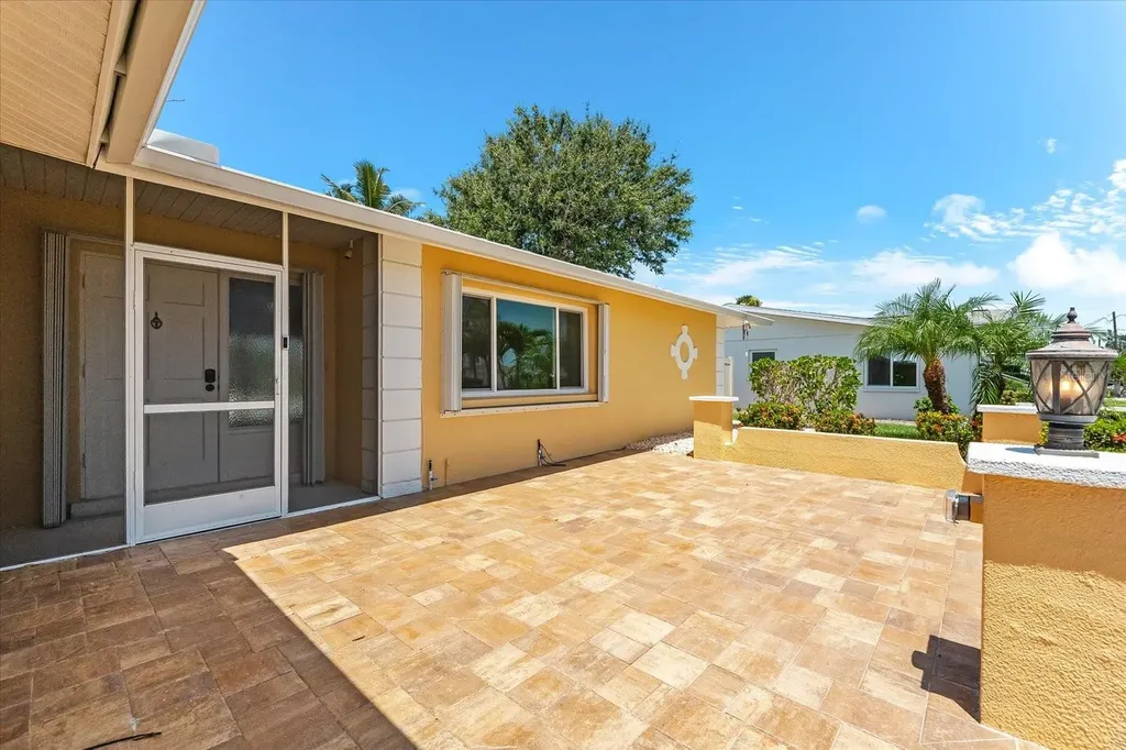 1460 Deer Creek Drive Englewood FL 34223