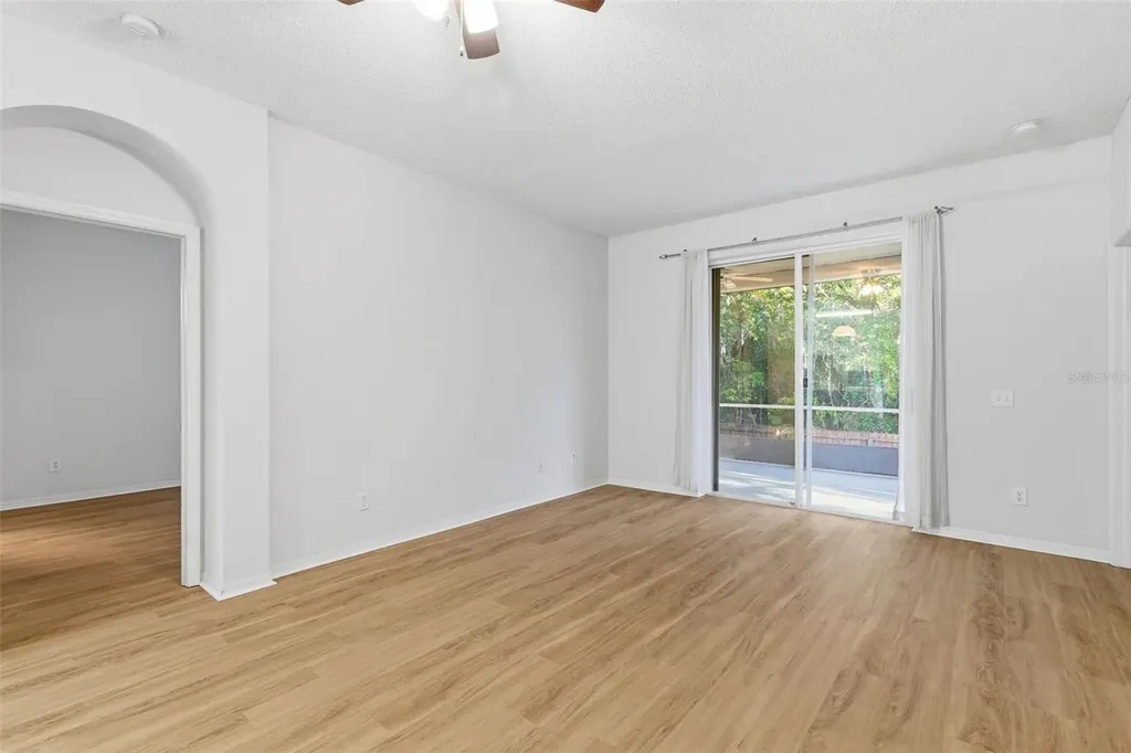 10232 Grant Creek Drive Tampa FL 33647
