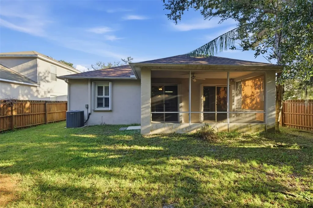 10232 Grant Creek Drive Tampa FL 33647