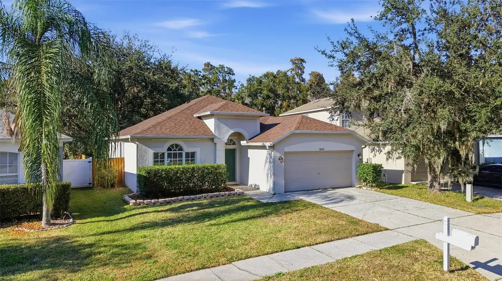 10232 Grant Creek Drive Tampa FL 33647