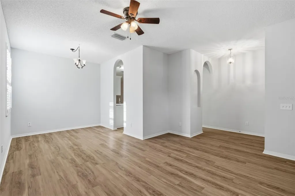 10232 Grant Creek Drive Tampa FL 33647