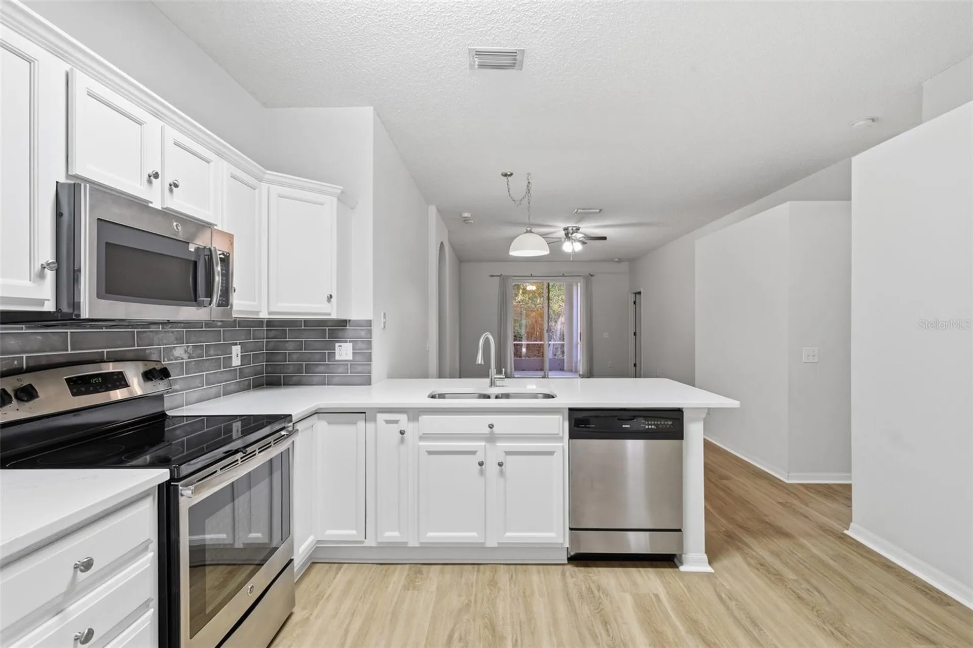 10232 Grant Creek Drive Tampa FL 33647