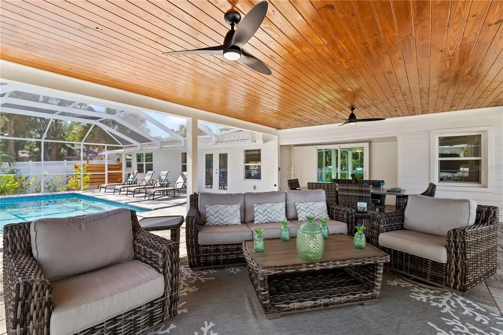 783 Birdsong Lane Sarasota FL 34242