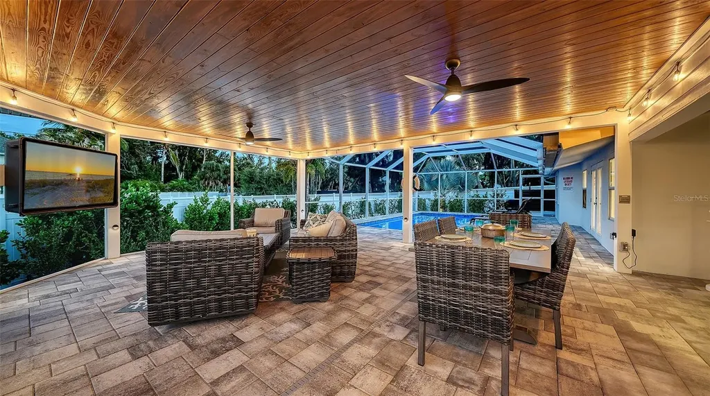 783 Birdsong Lane Sarasota FL 34242