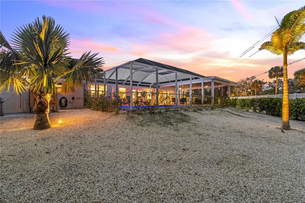 783 Birdsong Lane Sarasota FL 34242