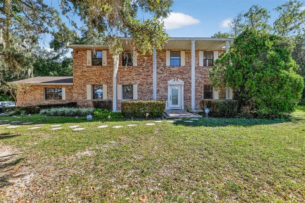1925 NW 60th Avenue Ocala FL 34482