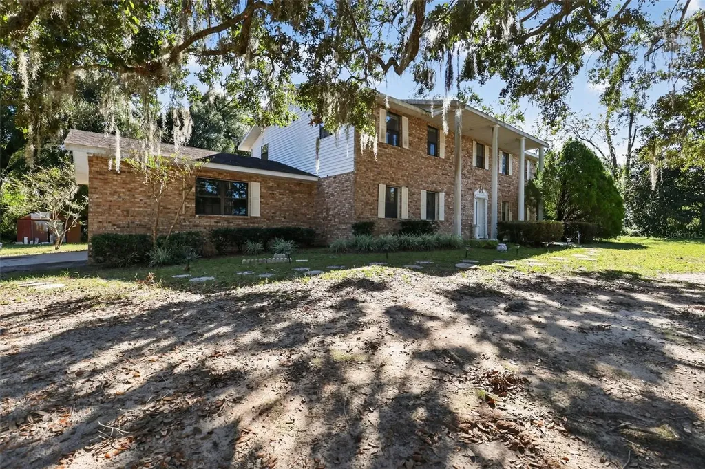 1925 NW 60th Avenue Ocala FL 34482