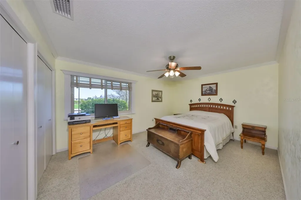 1818 Danbury Drive Sun City Center FL 33573