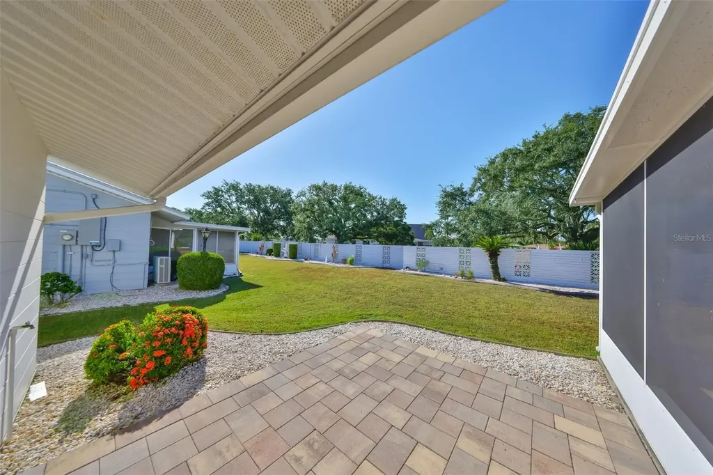 1818 Danbury Drive Sun City Center FL 33573