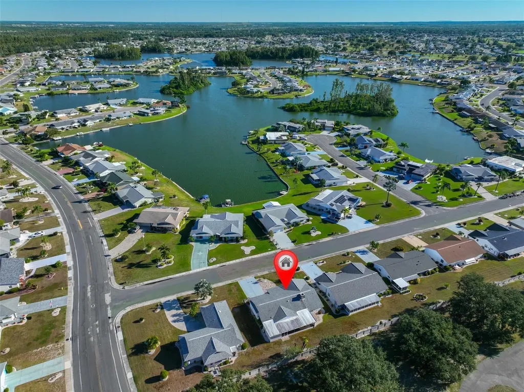 1818 Danbury Drive Sun City Center FL 33573