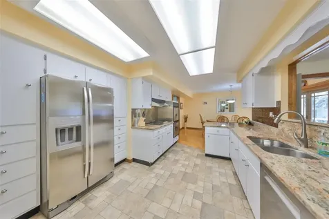 1818 Danbury Drive Sun City Center FL 33573