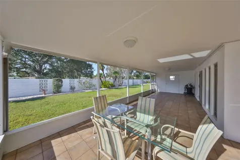 1818 Danbury Drive Sun City Center FL 33573