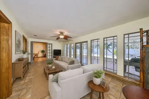 1818 Danbury Drive Sun City Center FL 33573