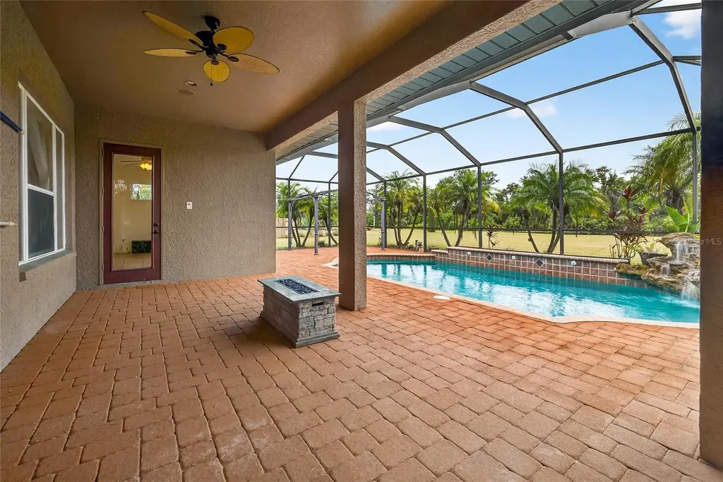 14743 1st Avenue E Bradenton FL 34212
