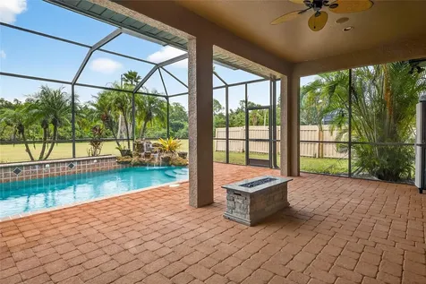 14743 1st Avenue E Bradenton FL 34212