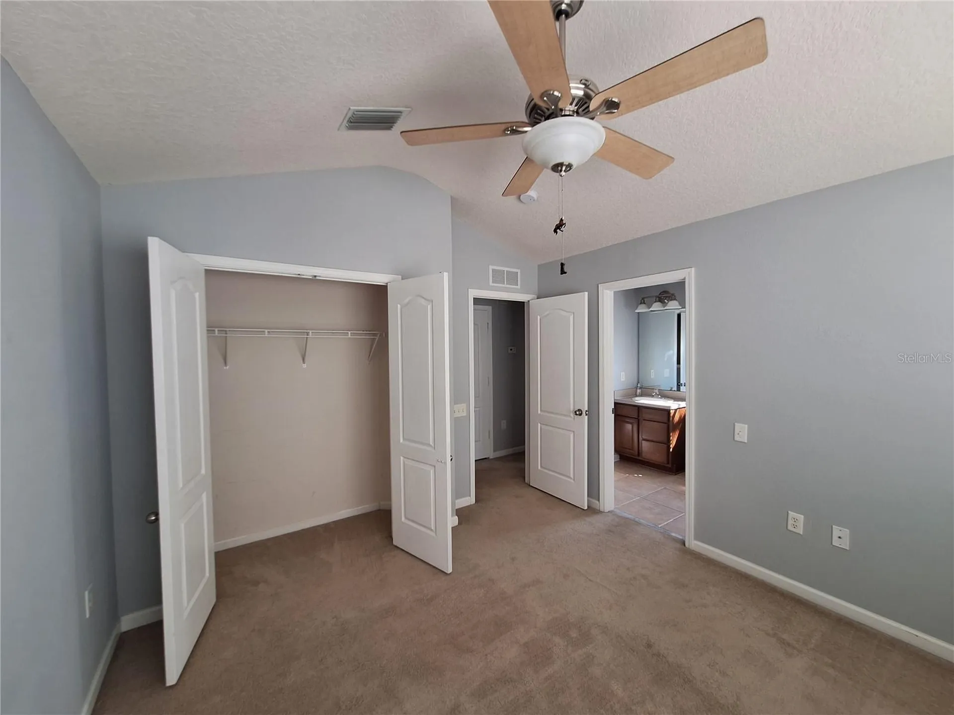 8243 72nd Street E Bradenton FL 34201