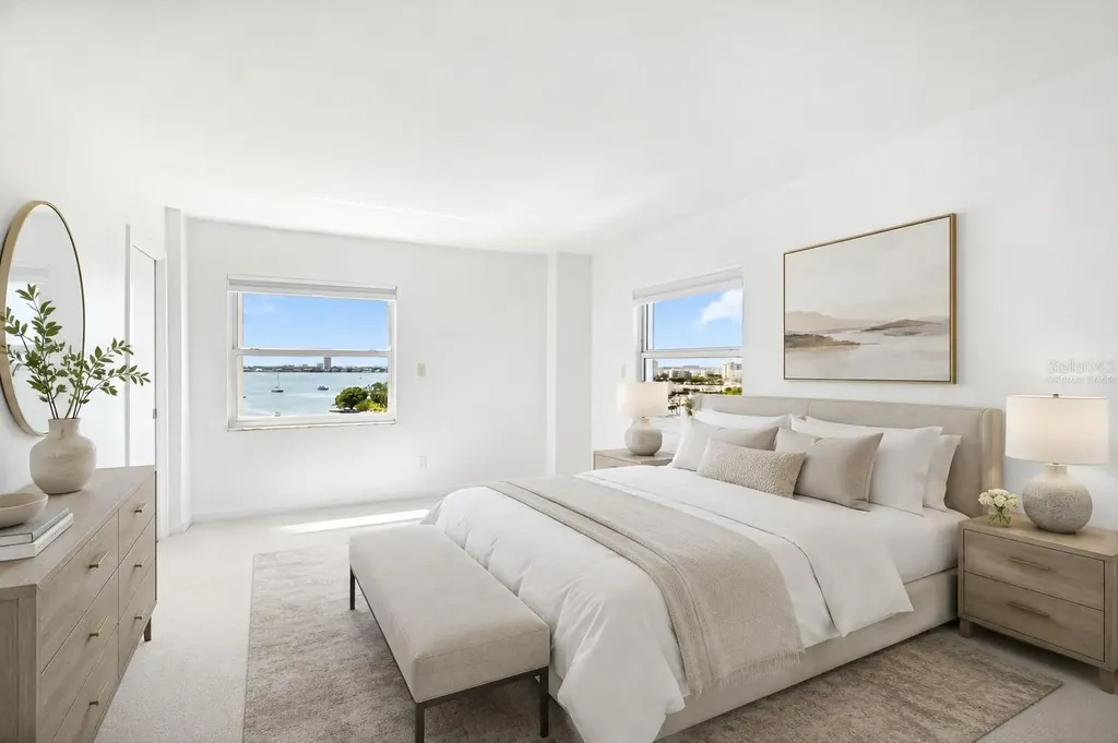 435 S Gulfstream Avenue Sarasota FL 34236